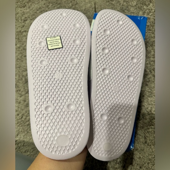 Adidas slides - Picture 4 of 5
